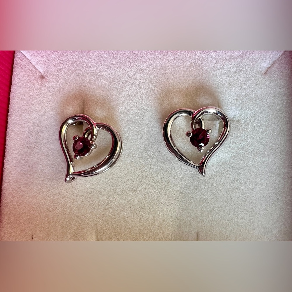 Rhodolite Angara Heart Earrings - Picture 4 of 4